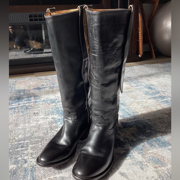 Vintage Men’s Tony Lama Model #6295 Black 18” Cowboy Boots